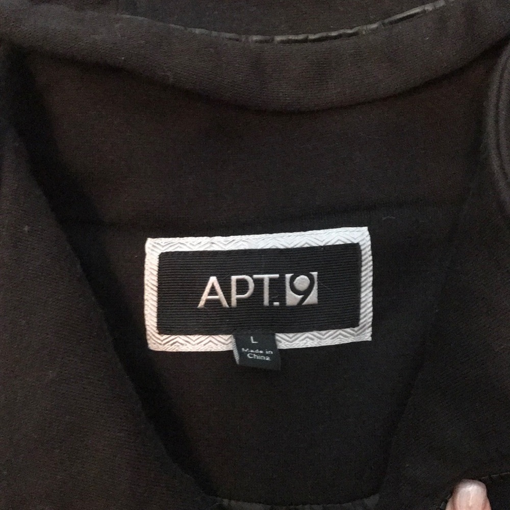 Jacket - Picture 4 of 4